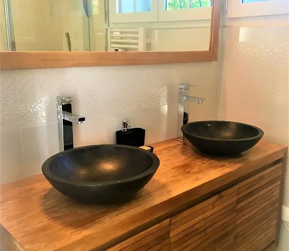 アパート Loft Christina Moderne Et Confortable, Vue Lac, Climatisation, Parking *